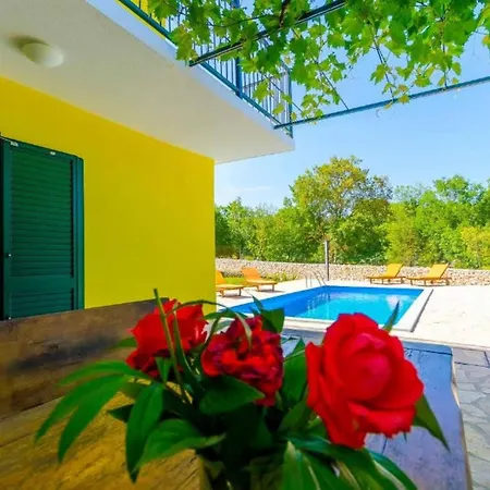 بيت للعطل Tranquil Oasis With Pool Primorski Dolac